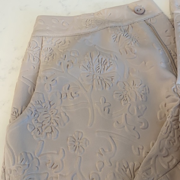 Cecico Beige Shorts - Picture 2 of 3